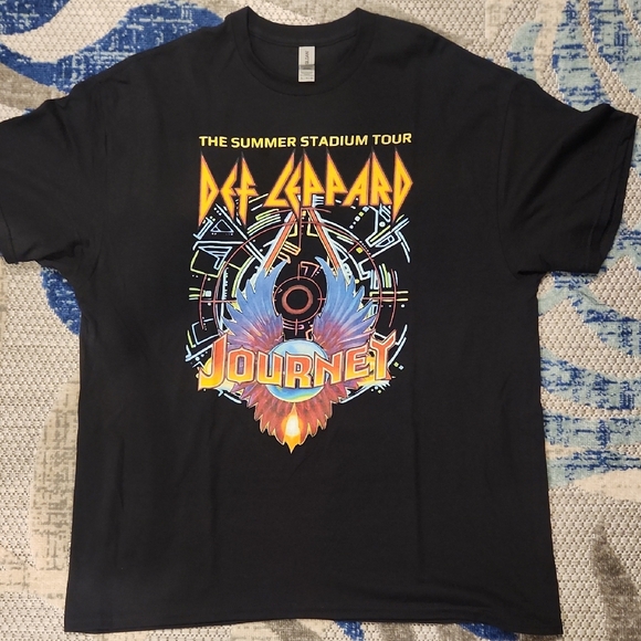 Gildan Other - Gildan Black Def Leppard Tour T-Shirt